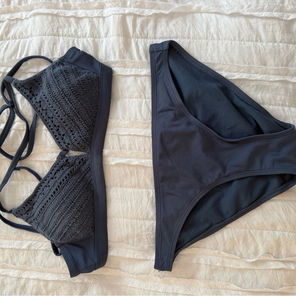 Navy Target Bikini Both Size Small